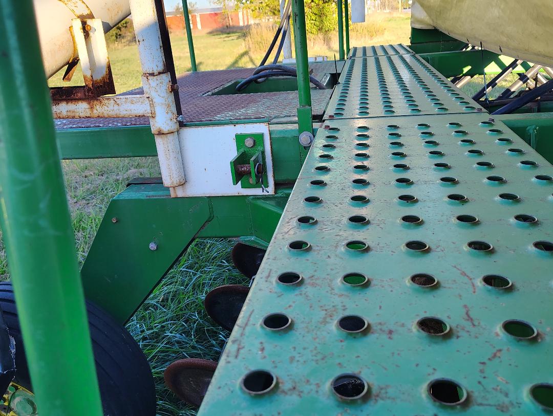 1992 JOHN DEERE 750 Grain Drills - Image 23